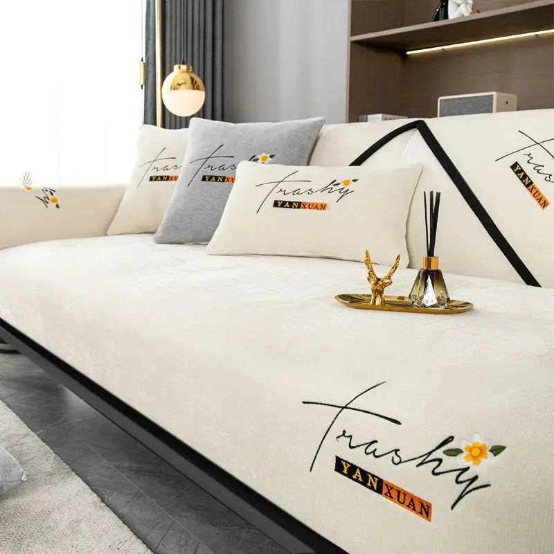 Détail de la matière : 100 % polyestère nom de marque mtuove